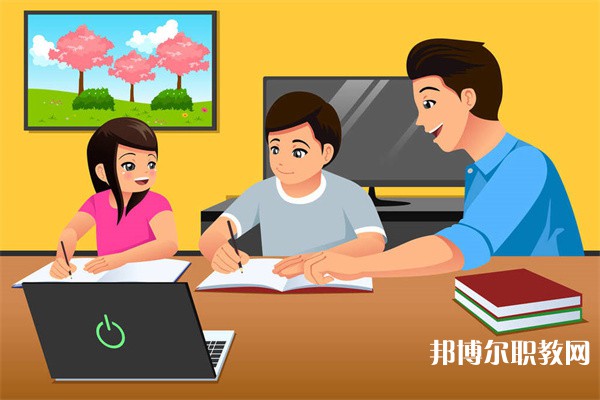 江西哪里的中職學校能讀高鐵乘務（天坤國際訂單培養(yǎng)班）專業(yè)