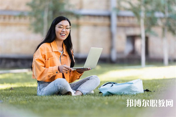 江西哪里的中職學校能讀珠寶玉石雕刻專業(yè)