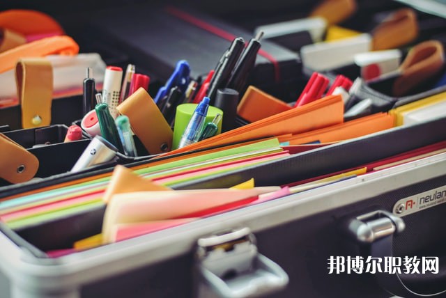 河南哪里的職教中心能讀美術專業(yè)