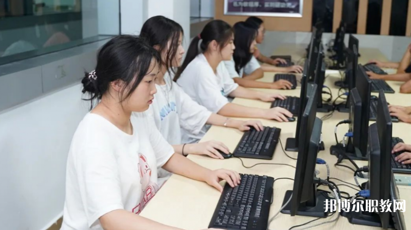 陜西2024年上中專學(xué)校能不能考大學(xué)