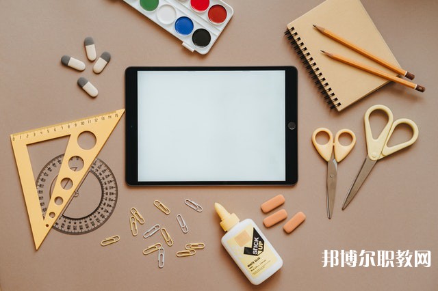 河南哪里的中專學校能讀移動應用開發(fā)專業(yè)