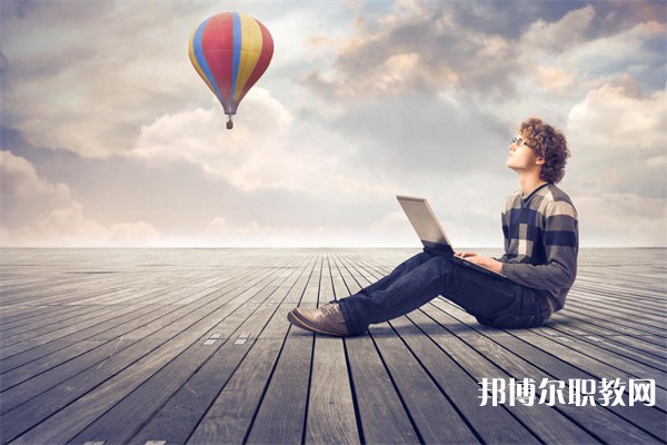 河南哪里的中職學校能讀首飾設計與制作專業(yè)
