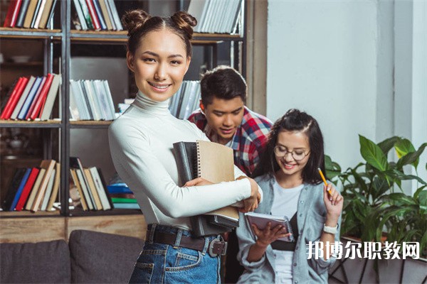 湖北哪里的中職學校能讀網(wǎng)站建設與管理專業(yè)