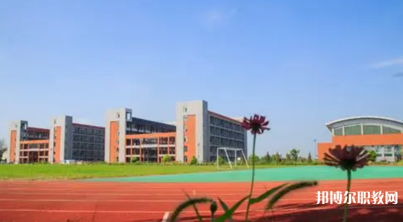 重慶2024年初中畢業(yè)想讀中專(zhuān)