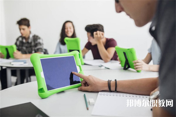 湖北哪里的中專學校能讀酒店服務(wù)與管理專業(yè)
