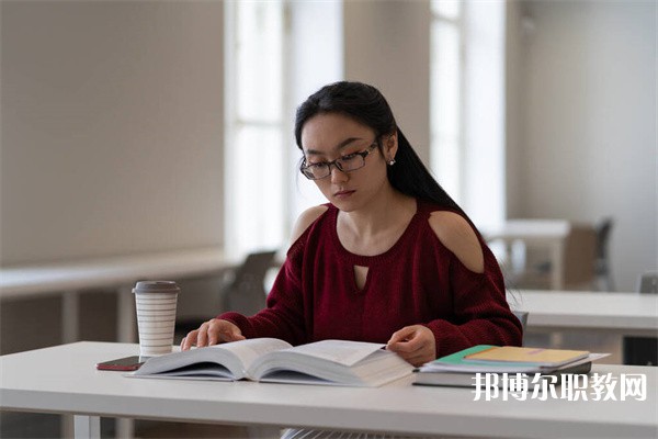 廣東哪里的中職學(xué)校能讀服務(wù)機器人裝調(diào)與維護專業(yè)