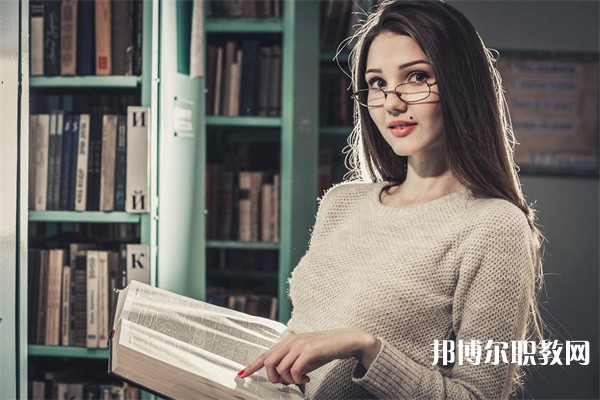 廣東哪里的中專學(xué)校能讀計算機網(wǎng)絡(luò)與維護(hù)專業(yè)