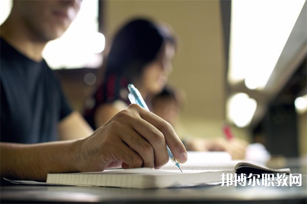 廣東哪里的中職學(xué)校能讀農(nóng)機使用與維修專業(yè)