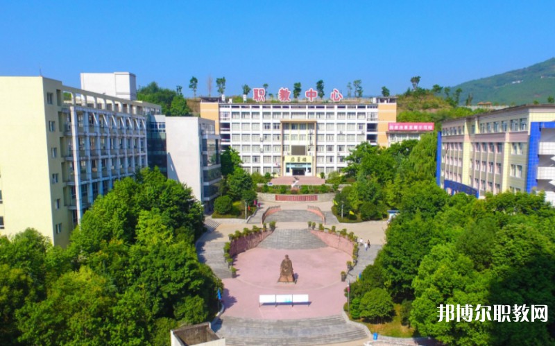 2024上林縣職業(yè)技術(shù)學(xué)校招生計(jì)劃 招生人數(shù)是多少(附要求、條件、對(duì)象)