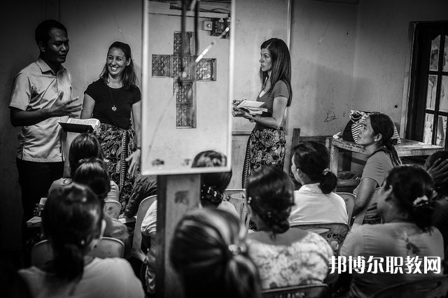 廣東哪里的技工學校能讀美容美發(fā)形象設(shè)計專業(yè)