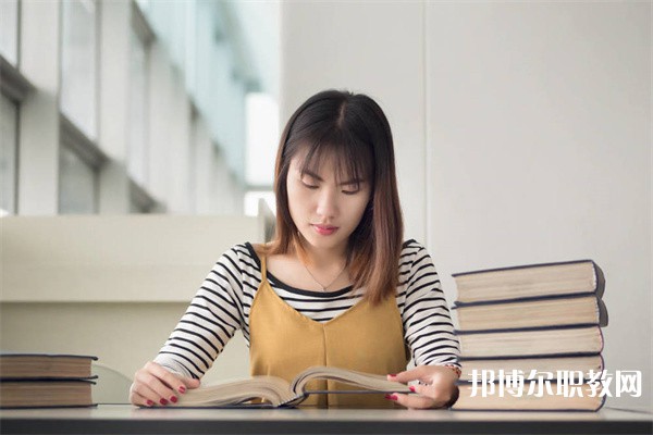 廣東哪里的中職學校能讀數(shù)控技術(shù)與模具制造專業(yè)