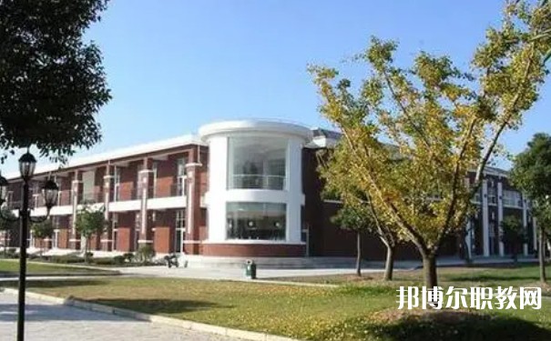 晉城虹橋技校怎么樣、好不好