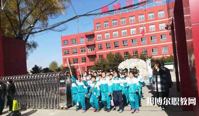 朔州市朔城區(qū)占義高級職業(yè)中學怎么樣、好不好