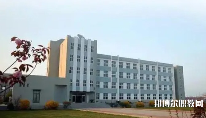 長(zhǎng)?？h中等職業(yè)技術(shù)專業(yè)學(xué)校地址，乘車路線