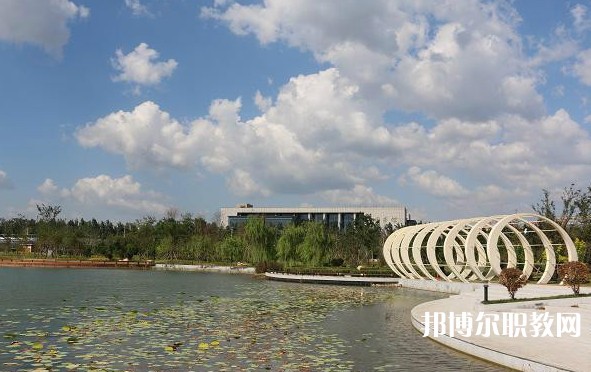 鞍山市現(xiàn)代服務(wù)學(xué)校怎么樣、好不好