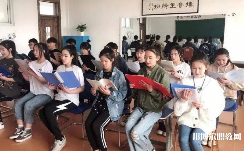 2024營口市戲曲學(xué)校招生計劃 招生人數(shù)是多少(附要求、條件、對象)