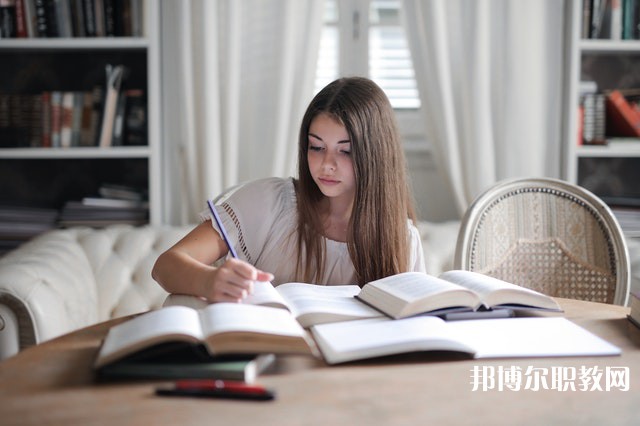 貴州哪里的職業(yè)學校能讀物聯(lián)網(wǎng)技術(shù)應(yīng)用專業(yè)