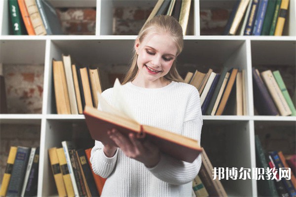 廣西哪里的中職學(xué)校能讀數(shù)控加工（數(shù)控車(chē)床方向）專(zhuān)業(yè)