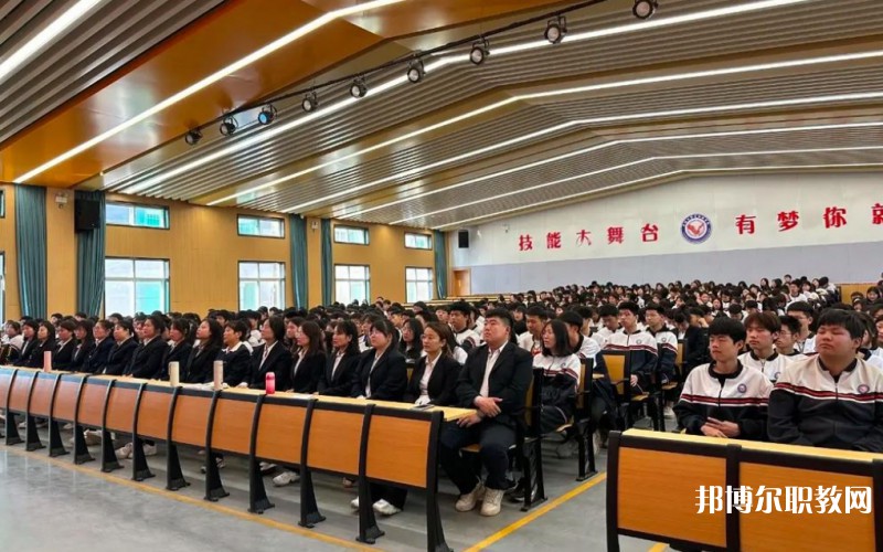 2025運城市職業(yè)技能學校招生計劃 招生人數(shù)是多少(附要求、條件、對象)
