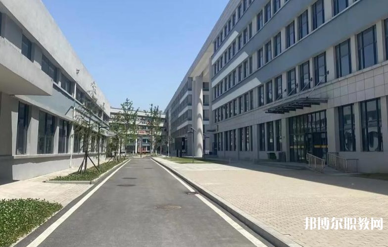 安徽省工業(yè)高級(jí)技工學(xué)校怎么樣、好不好