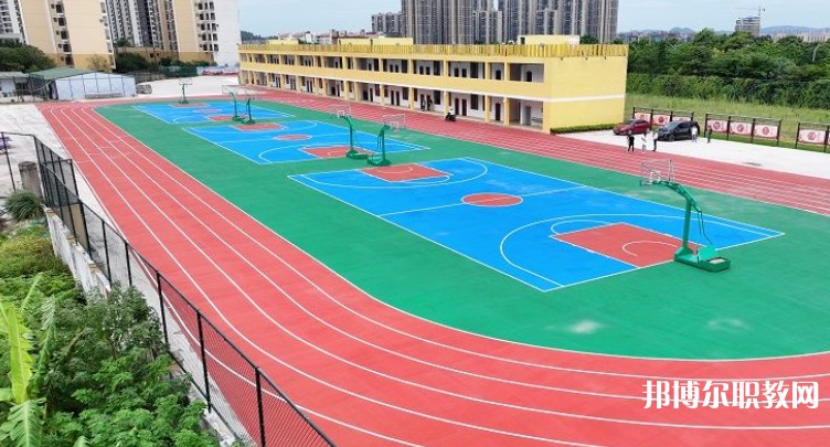 2025廣西輕工技師學(xué)院預(yù)備技師班招生計(jì)劃 招生人數(shù)是多少(附要求、條件、對(duì)象)